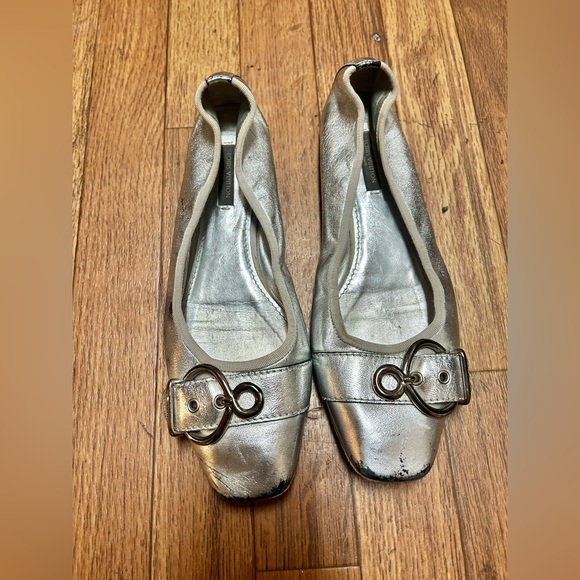 Louis Vuitton Silver Women's Ballet Flats - Picture 1 of 11